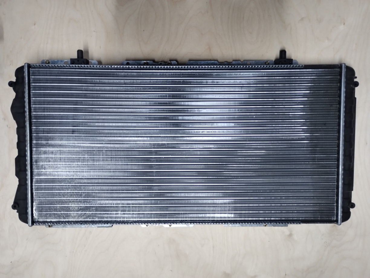 CHŁODNICA WODY 1324816080 FIAT DUCATO CITROEN JUMPER PEUGEOT BOXER 94-06 - Radiateur pour Véhicule utilitaire: photos 2 CHŁODNICA WODY 1324816080 FIAT DUCATO CITROEN JUMPER PEUGEOT BOXER 94-06 - Radiateur pour Véhicule utilitaire: photos 2