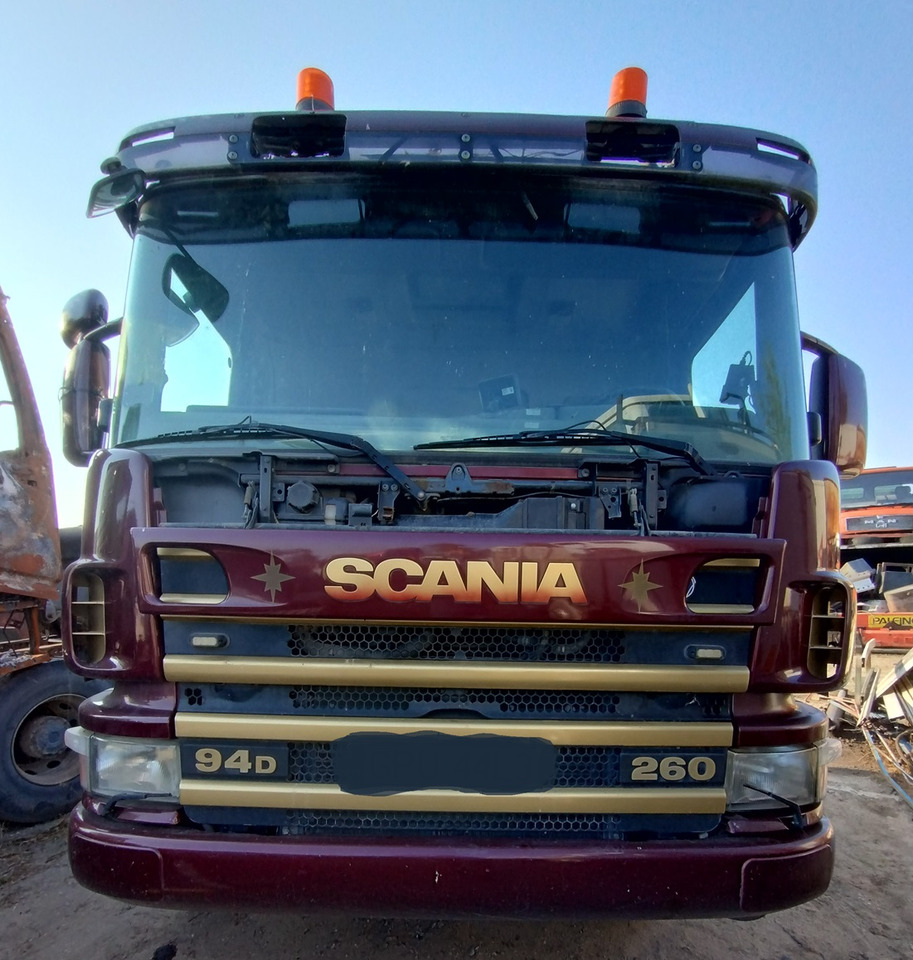 KABINA Scania 94 114 124 - Cabine et intérieur: photos 1 KABINA Scania 94 114 124 - Cabine et intérieur: photos 1