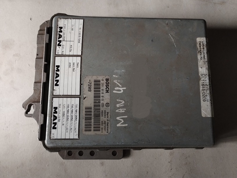 STEROWNIK SILNIKA MAN F2000 414 EDC 0281010019 7209 51116157209 - Bloc de gestion: photos 1 STEROWNIK SILNIKA MAN F2000 414 EDC 0281010019 7209 51116157209 - Bloc de gestion: photos 1