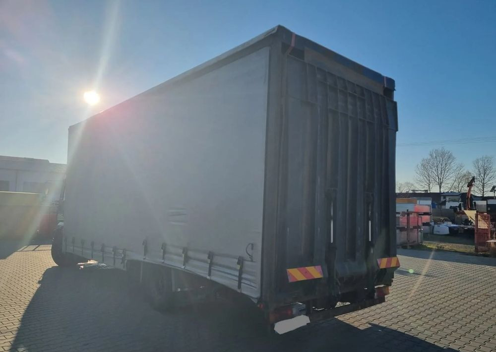 MAN LE 15 220 - Remorqueuse: photos 4 MAN LE 15 220 - Remorqueuse: photos 4