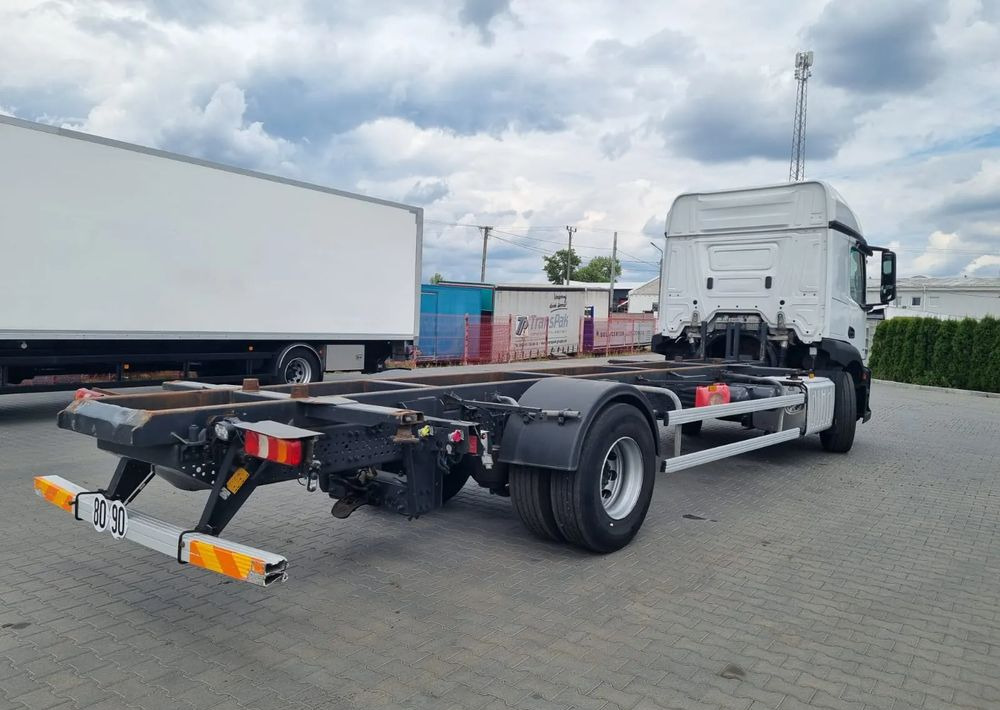 Mercedes-Benz Actros 1836 - Camion à rideaux coulissants: photos 3 Mercedes-Benz Actros 1836 - Camion à rideaux coulissants: photos 3