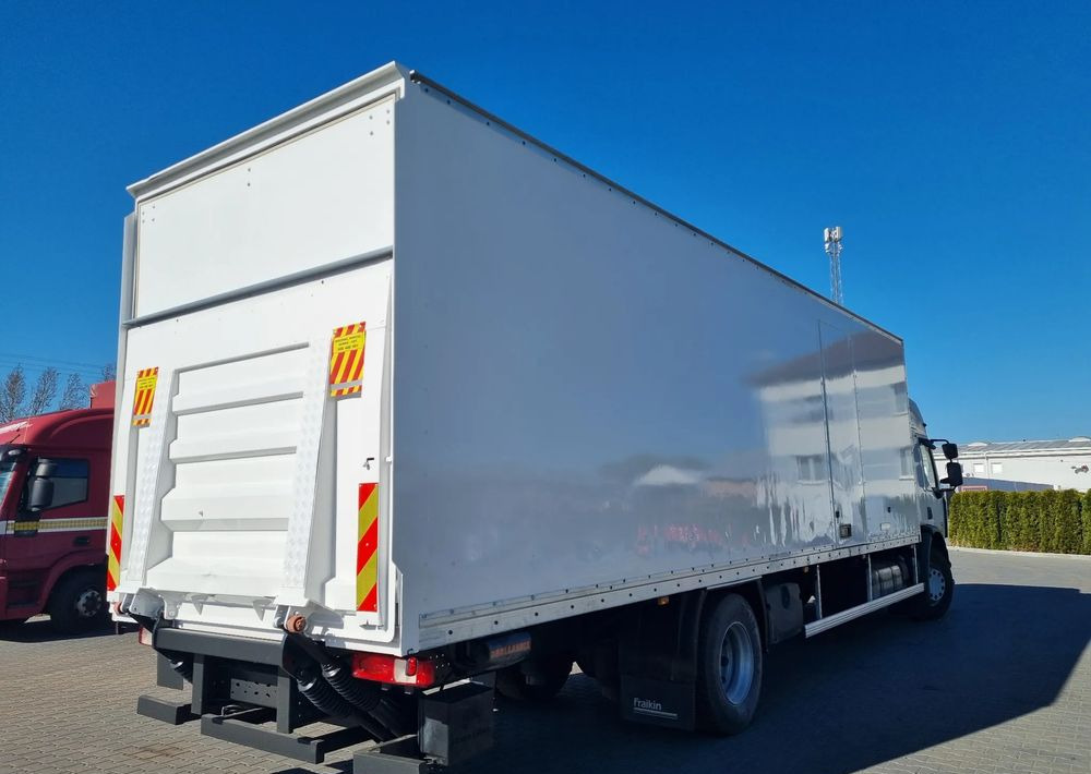 Renault Premium 270 - Camion fourgon: photos 4 Renault Premium 270 - Camion fourgon: photos 4