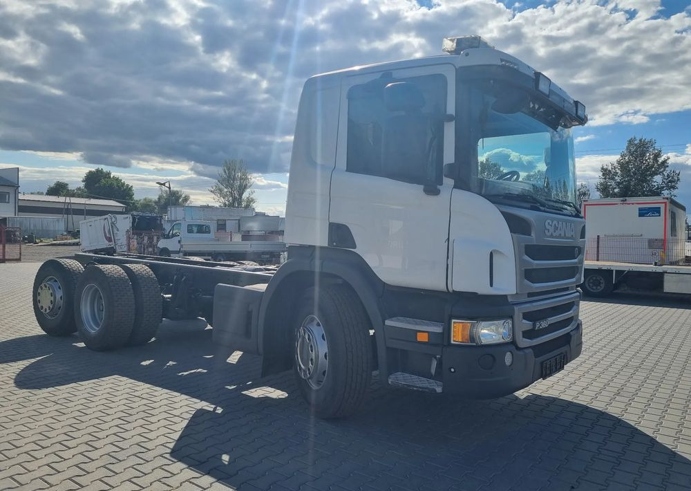 Scania P360 - Châssis cabine: photos 3 Scania P360 - Châssis cabine: photos 3