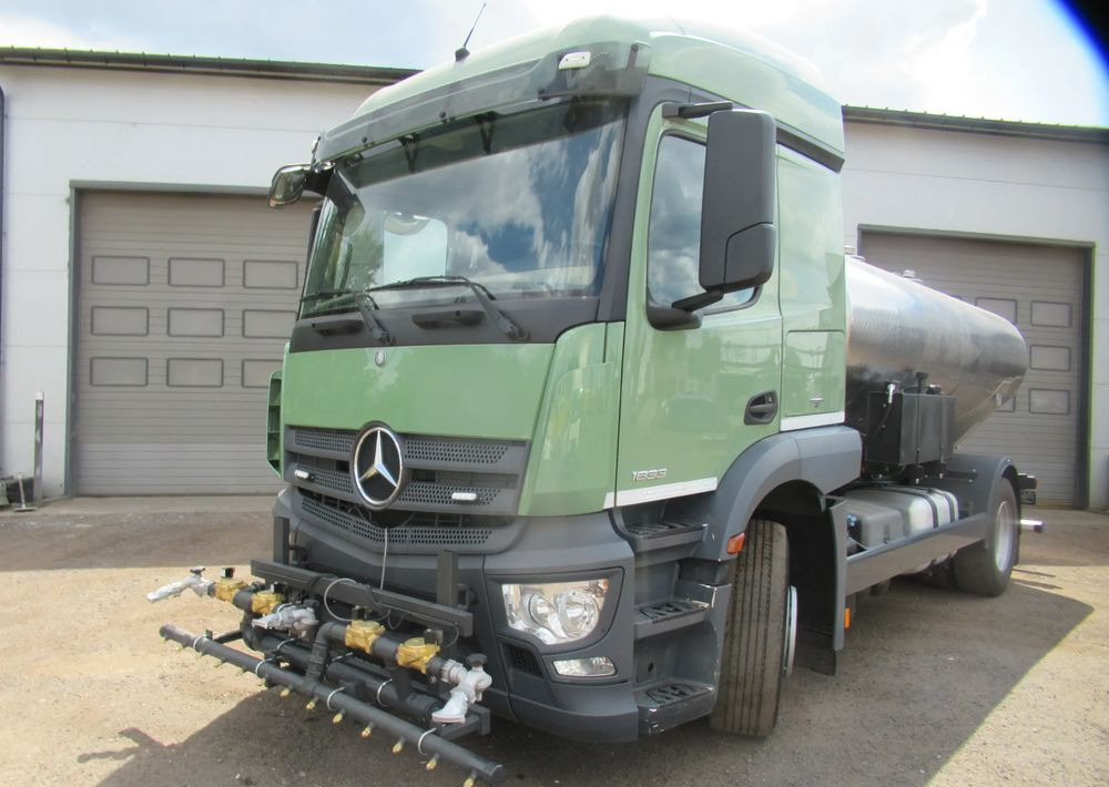 Benne à ordures ménagères Scania SCANIA P360 Myjka drogowa: photos 7 Benne à ordures ménagères Scania SCANIA P360 Myjka drogowa: photos 7