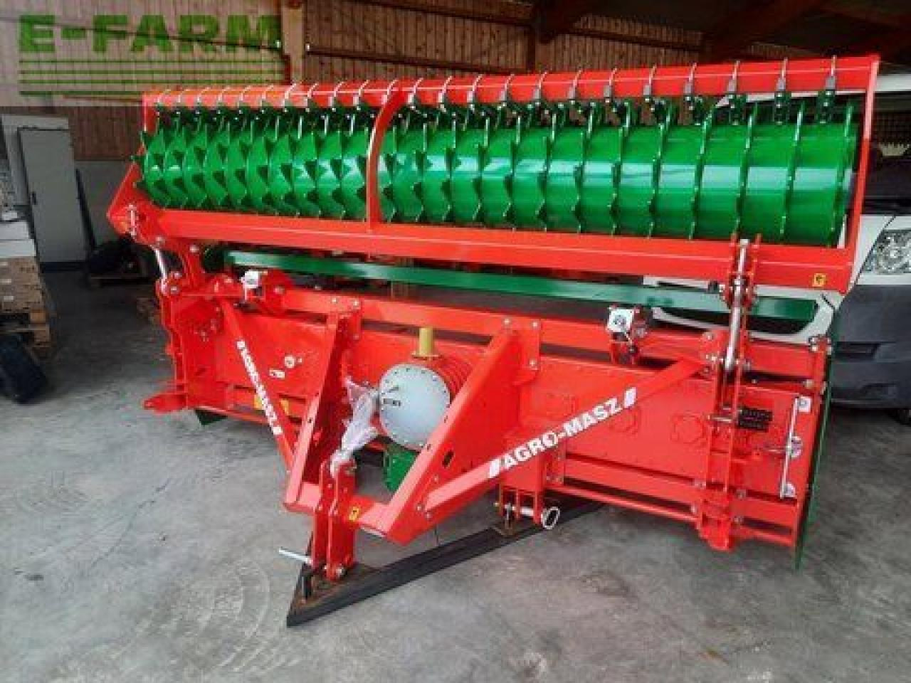 Agro-Masz sn 301 - Semoir: photos 5 Agro-Masz sn 301 - Semoir: photos 5
