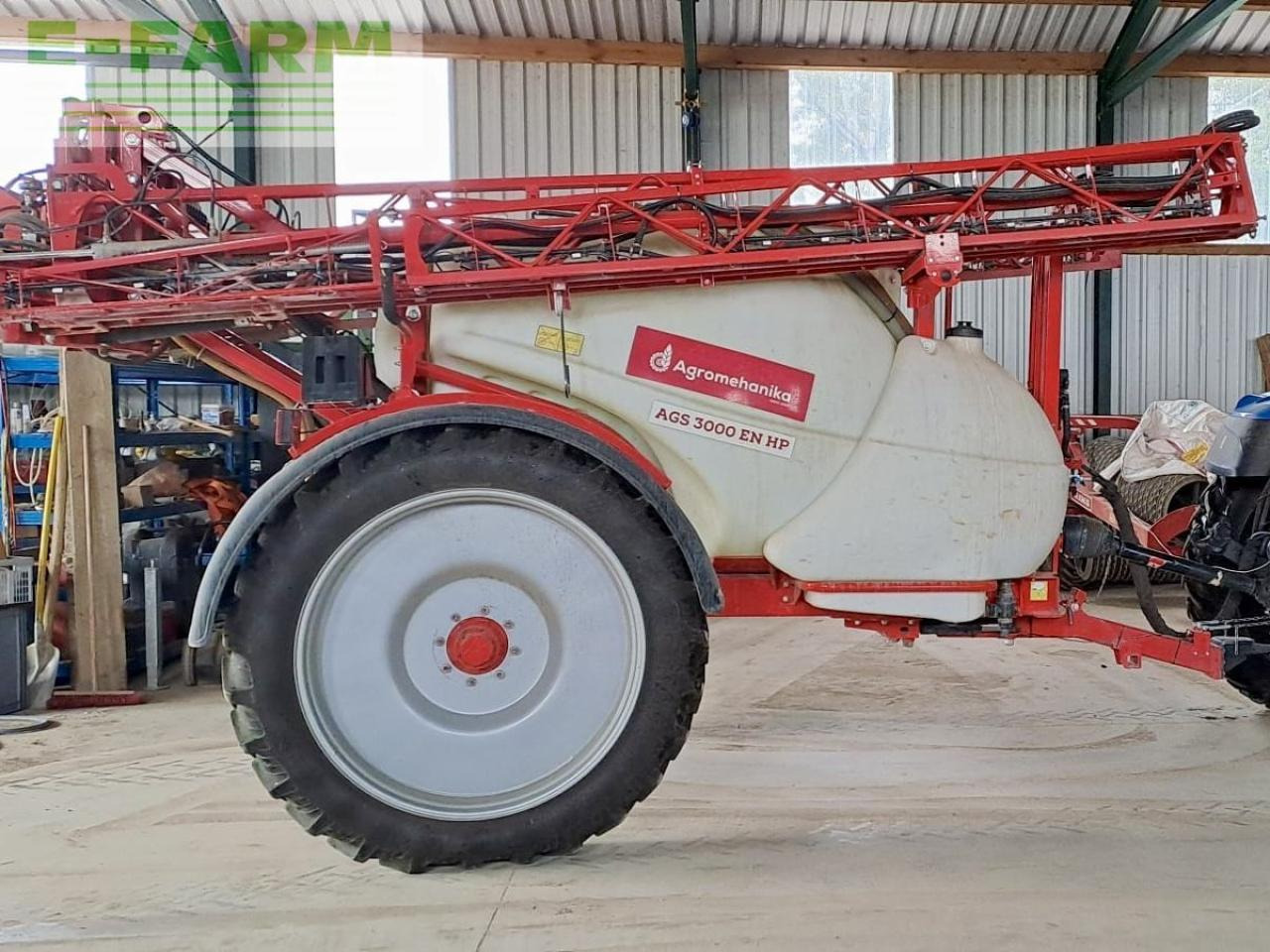 Agromehanika ags 3000 en - Pulvérisateur traîné: photos 1 Agromehanika ags 3000 en - Pulvérisateur traîné: photos 1