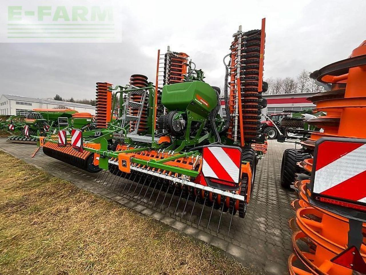 Amazone catros+ 8003-2 tx - Cover crop: photos 3 Amazone catros+ 8003-2 tx - Cover crop: photos 3