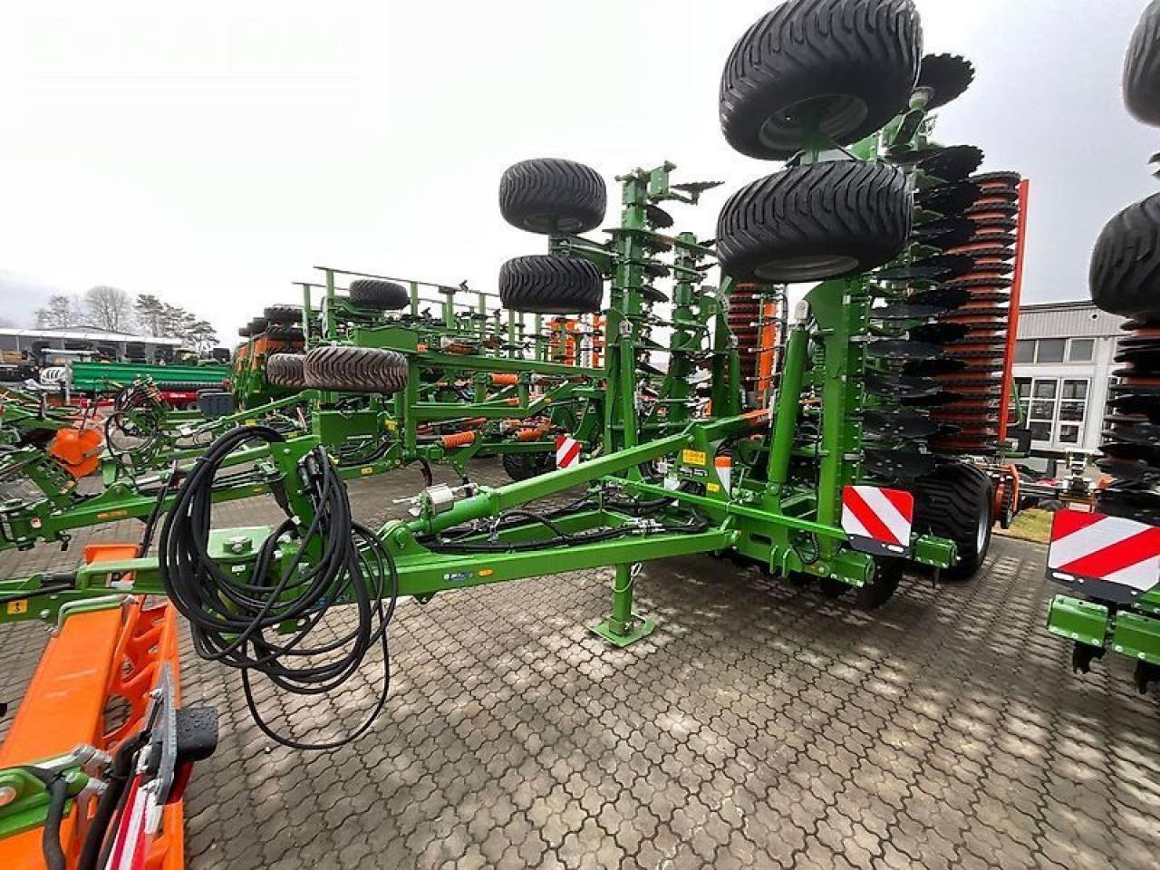 Amazone catros+ 8003-2 tx - Cover crop: photos 1 Amazone catros+ 8003-2 tx - Cover crop: photos 1