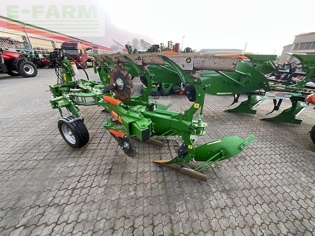 Amazone cayros xm 950 s - Charrue: photos 2 Amazone cayros xm 950 s - Charrue: photos 2
