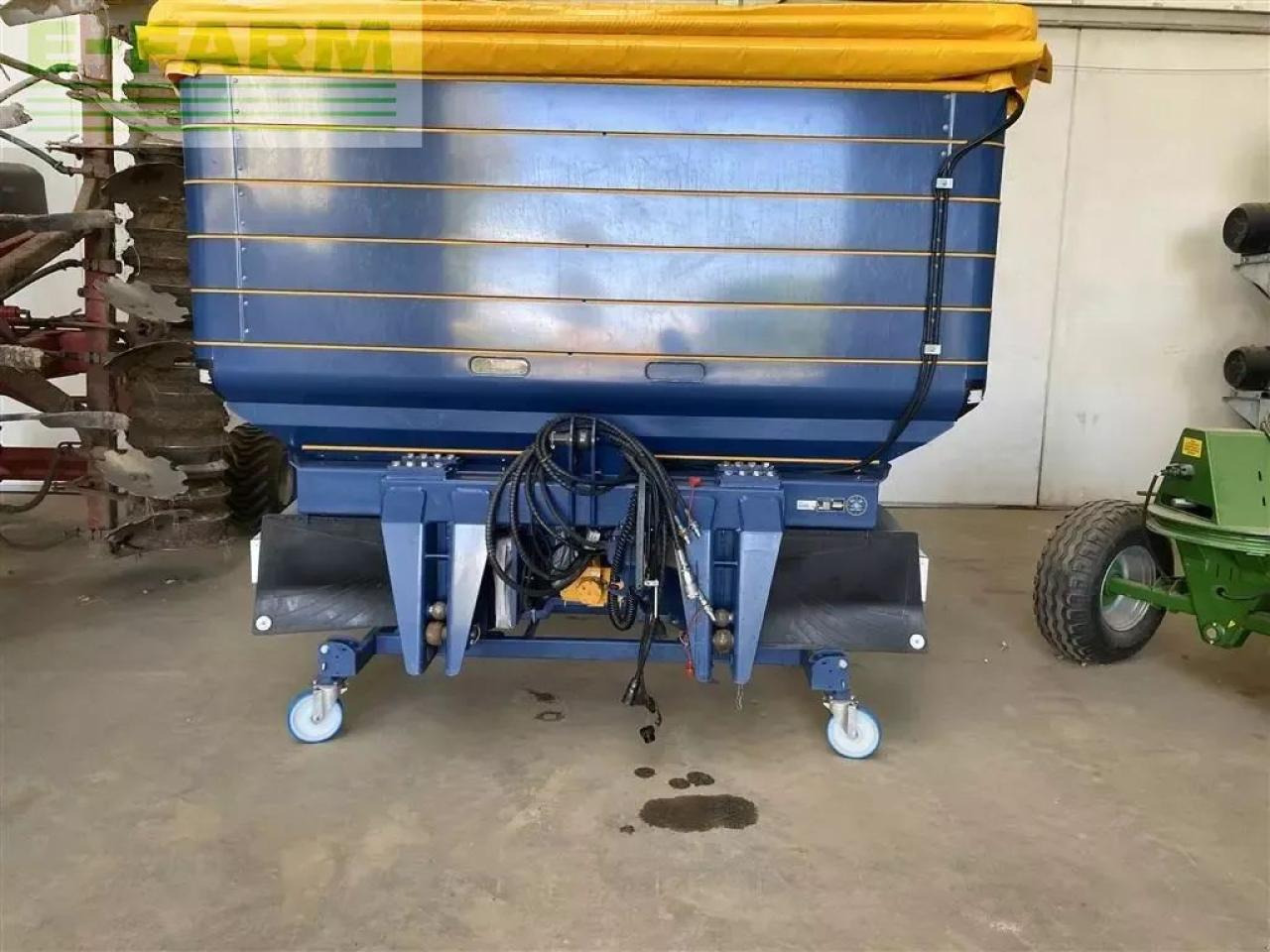 Bogballe m60w - Distributeur d'engrais: photos 1 Bogballe m60w - Distributeur d'engrais: photos 1
