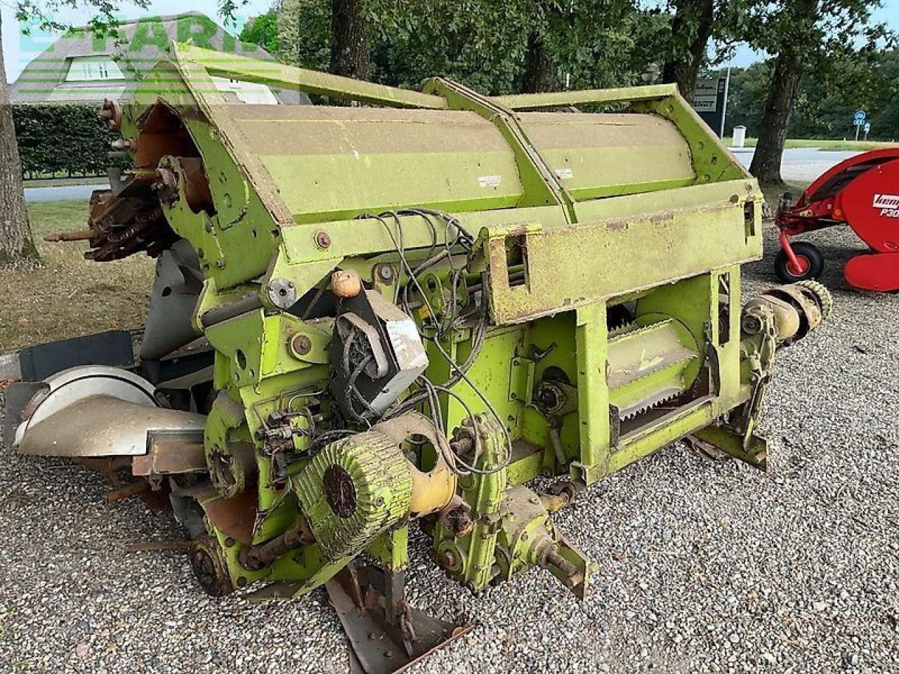 CLAAS 8 rk majsplukkebord - Accessoire aux ensileuses: photos 2 CLAAS 8 rk majsplukkebord - Accessoire aux ensileuses: photos 2