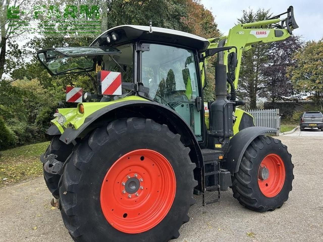 CLAAS ARION 550 CIS 40K CIS - Tracteur agricole: photos 3 CLAAS ARION 550 CIS 40K CIS - Tracteur agricole: photos 3