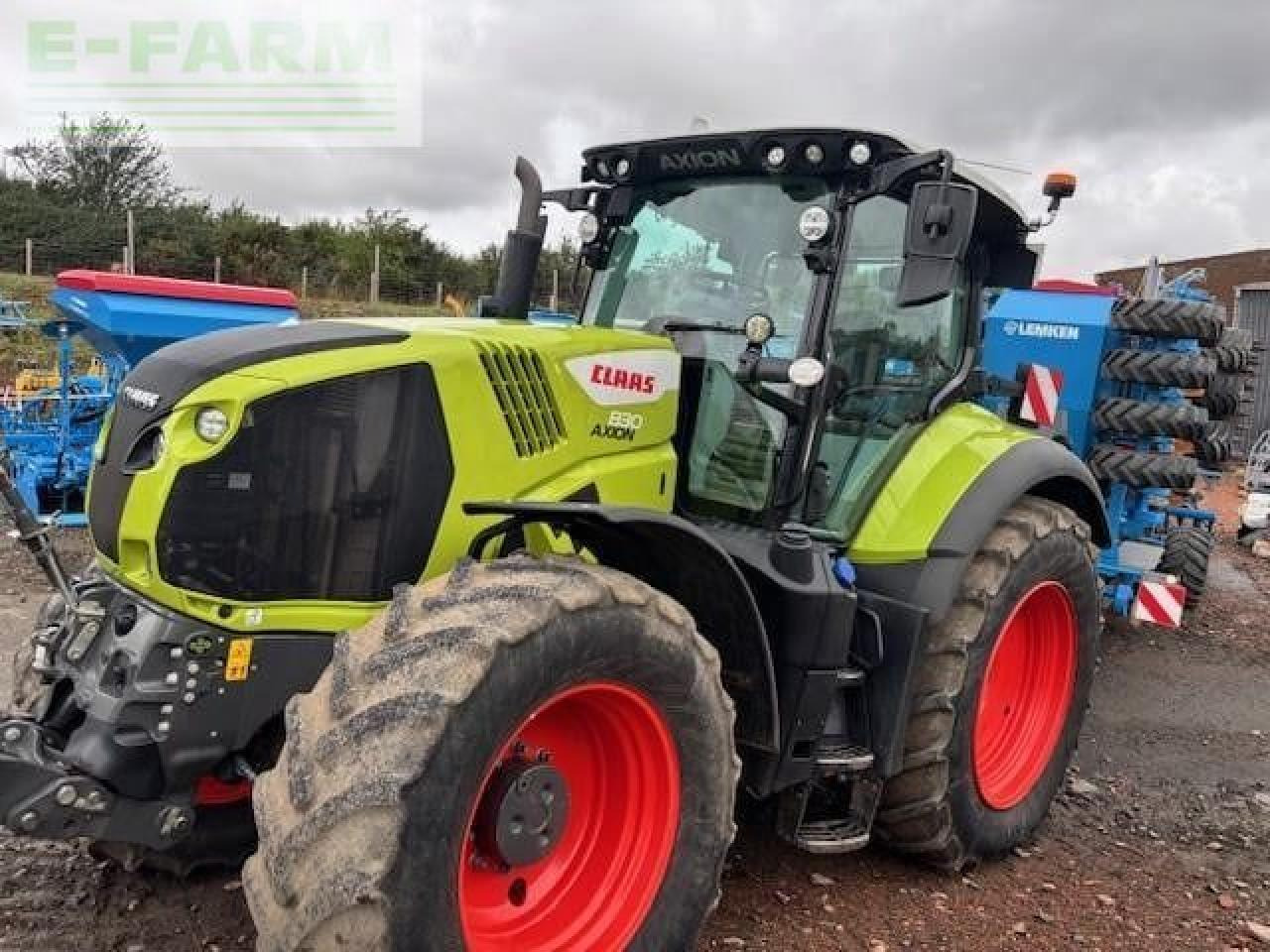 CLAAS AXION 830 - Tracteur agricole: photos 1 CLAAS AXION 830 - Tracteur agricole: photos 1