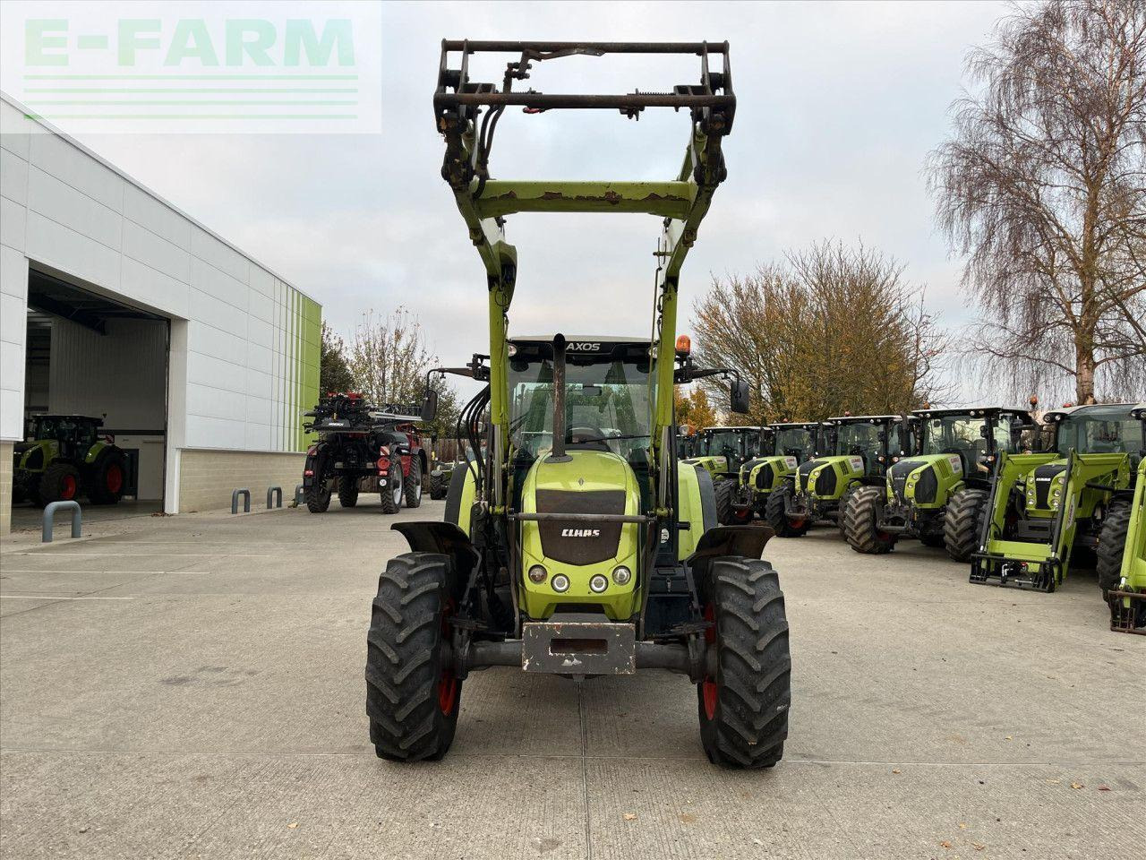 CLAAS AXOS 330 - Tracteur agricole: photos 2 CLAAS AXOS 330 - Tracteur agricole: photos 2