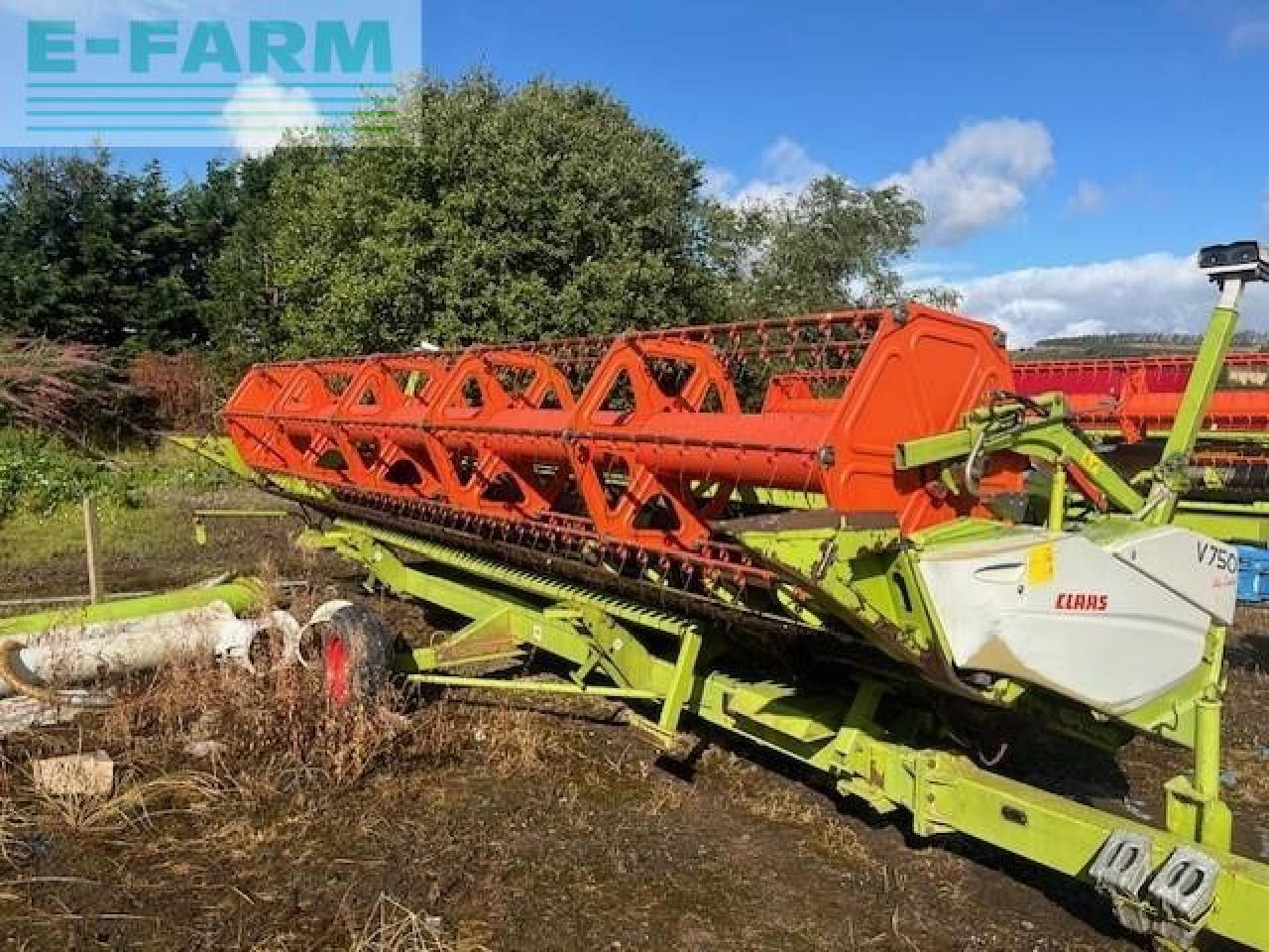 CLAAS LEXION 570 TT - Moissonneuse-batteuse: photos 2 CLAAS LEXION 570 TT - Moissonneuse-batteuse: photos 2