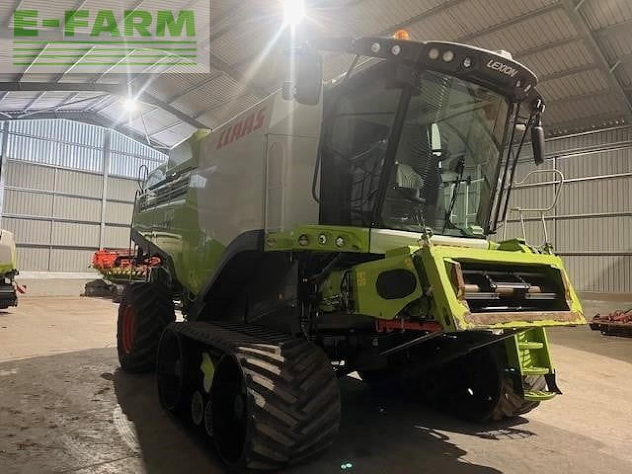 CLAAS LEXION 770 TT - Moissonneuse-batteuse: photos 4 CLAAS LEXION 770 TT - Moissonneuse-batteuse: photos 4