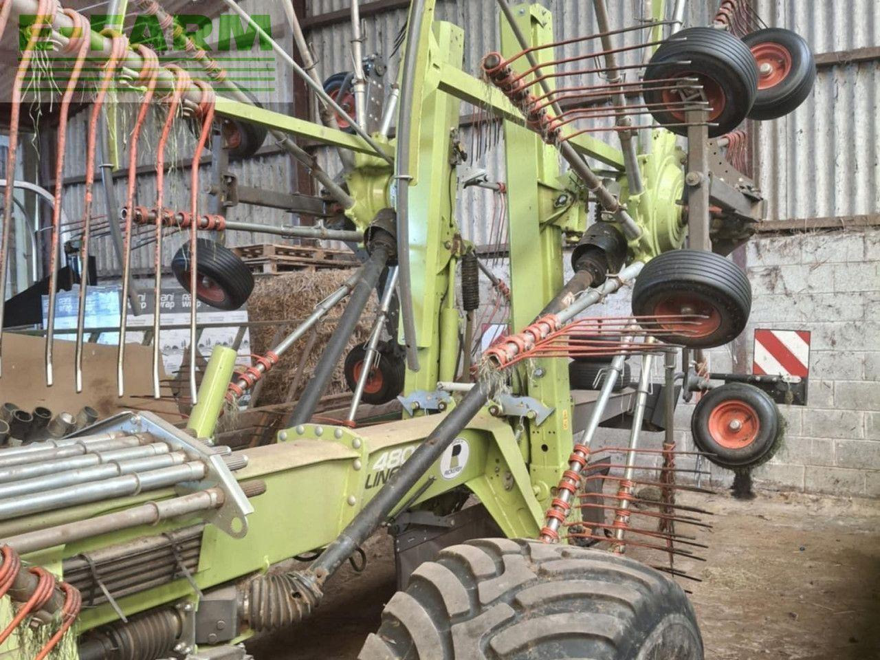 CLAAS LINER 4800 - Faneuse: photos 5 CLAAS LINER 4800 - Faneuse: photos 5