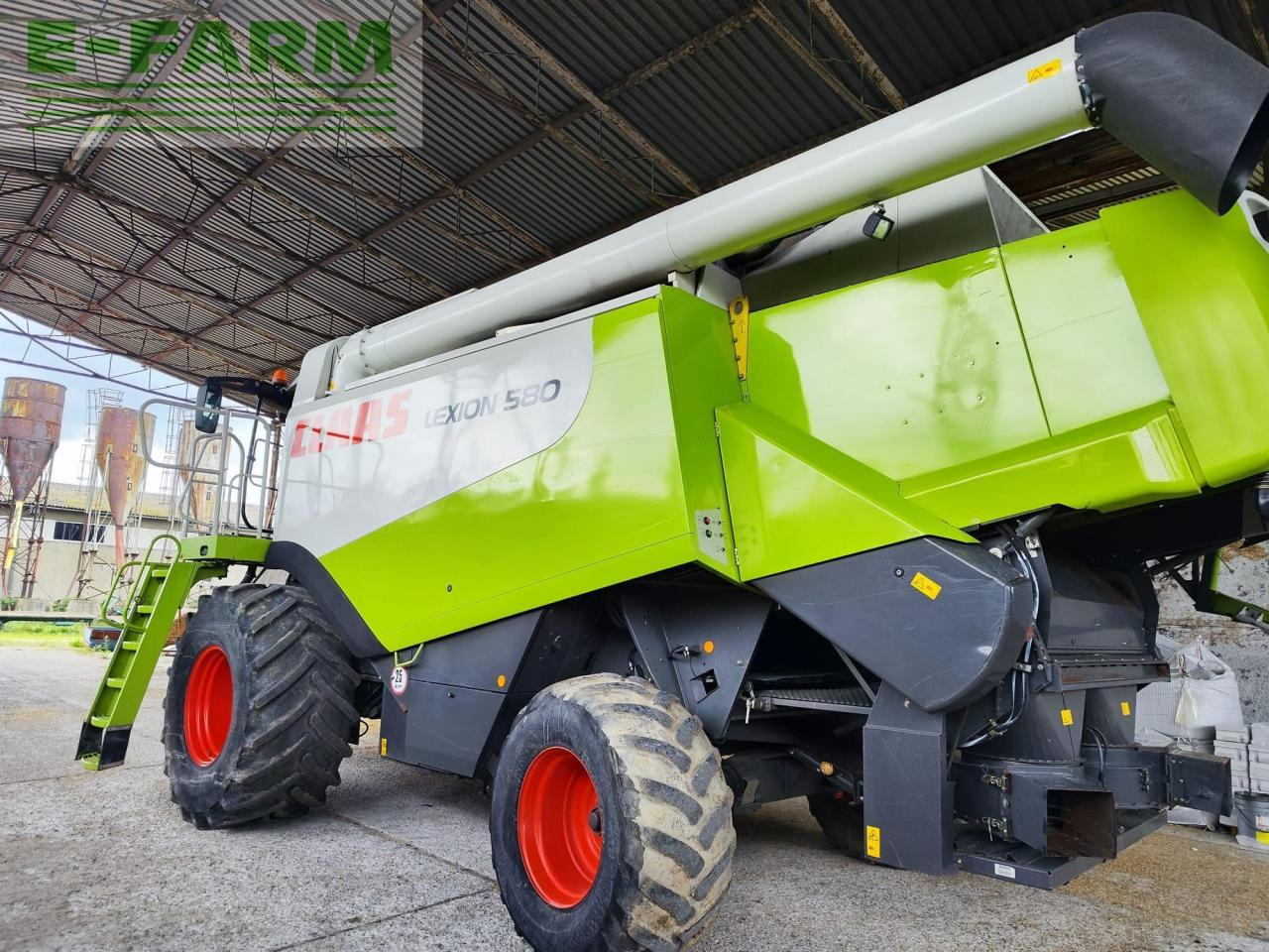 CLAAS Lexion 580 - Moissonneuse-batteuse: photos 2 CLAAS Lexion 580 - Moissonneuse-batteuse: photos 2