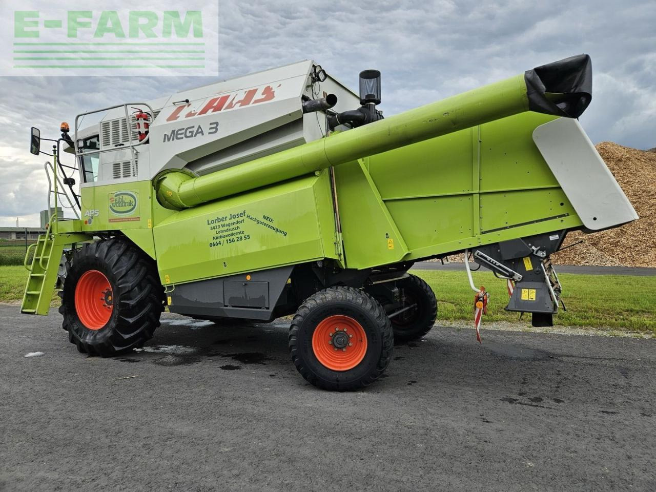 CLAAS Mega 370 - Moissonneuse-batteuse: photos 2 CLAAS Mega 370 - Moissonneuse-batteuse: photos 2