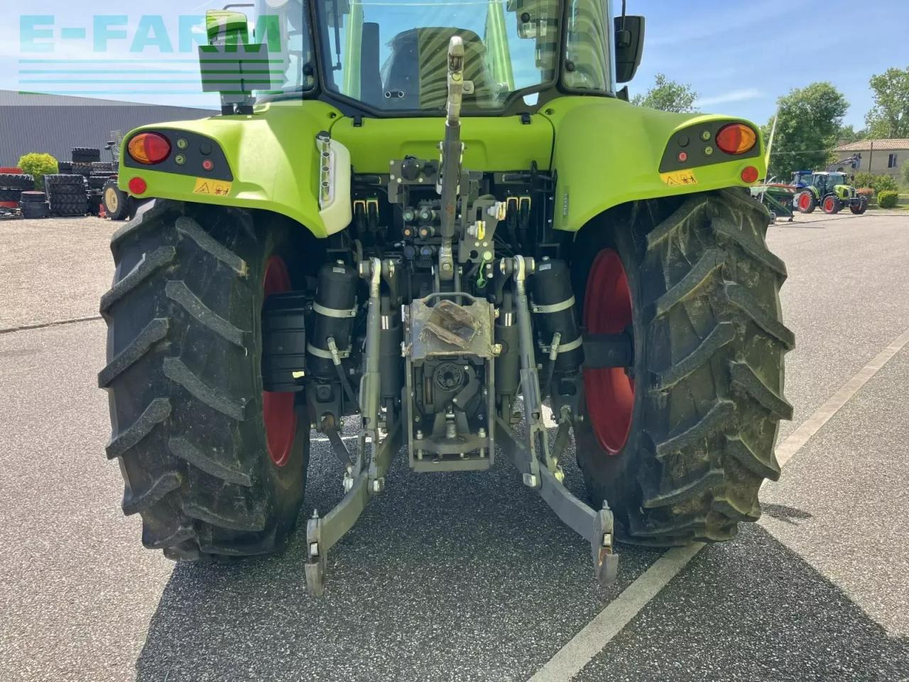 CLAAS arion 430 panoramic + fl 100 c - Tracteur agricole: photos 2 CLAAS arion 430 panoramic + fl 100 c - Tracteur agricole: photos 2