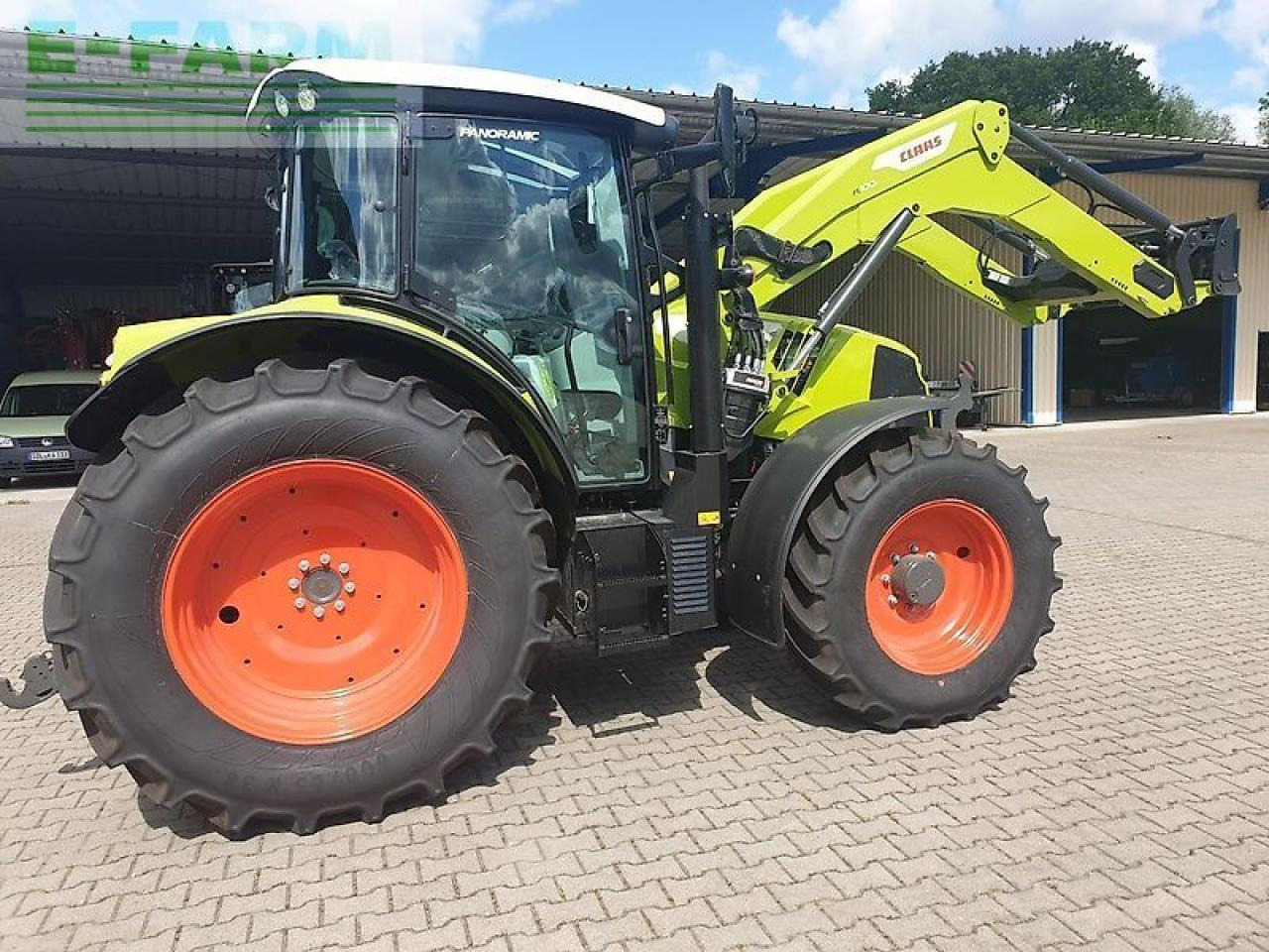 CLAAS arion 450 cis +frontlader fl 100 c CIS+ - Tracteur agricole: photos 1 CLAAS arion 450 cis +frontlader fl 100 c CIS+ - Tracteur agricole: photos 1