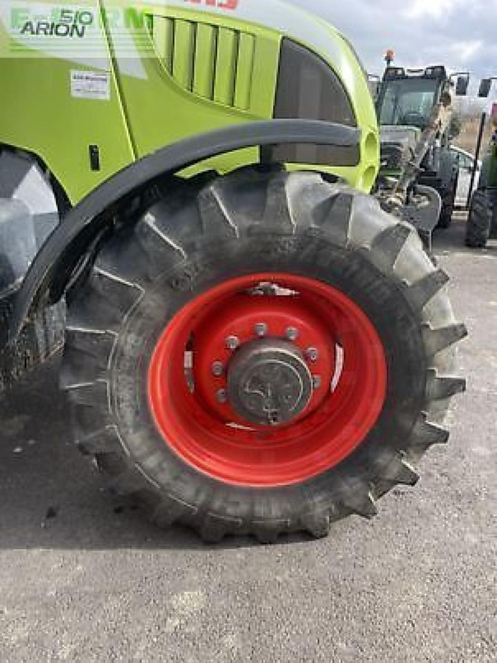 Tracteur agricole CLAAS arion 510: photos 9