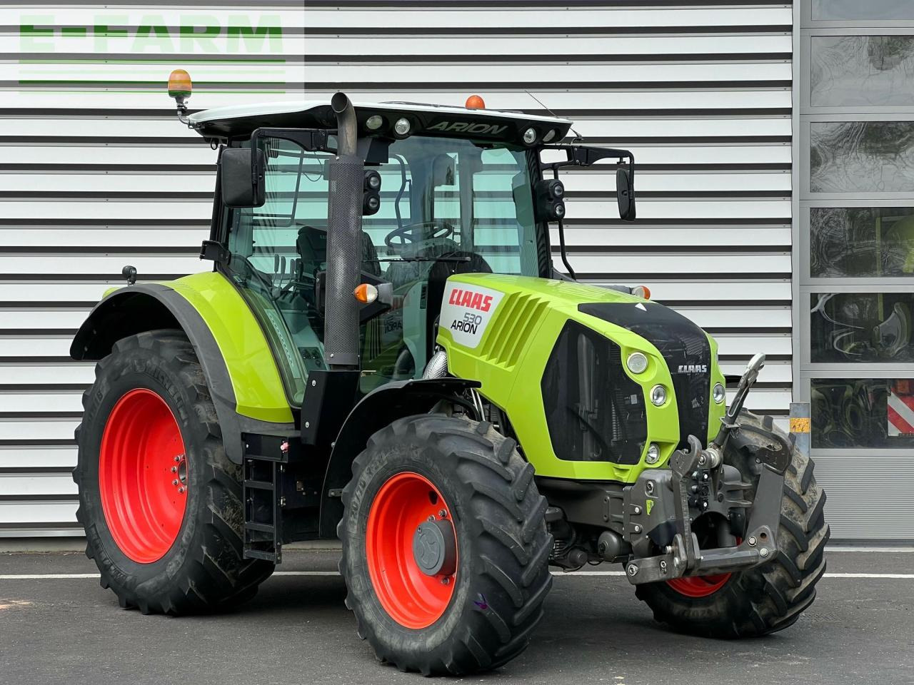 CLAAS arion 530 cis CIS - Tracteur agricole: photos 1 CLAAS arion 530 cis CIS - Tracteur agricole: photos 1