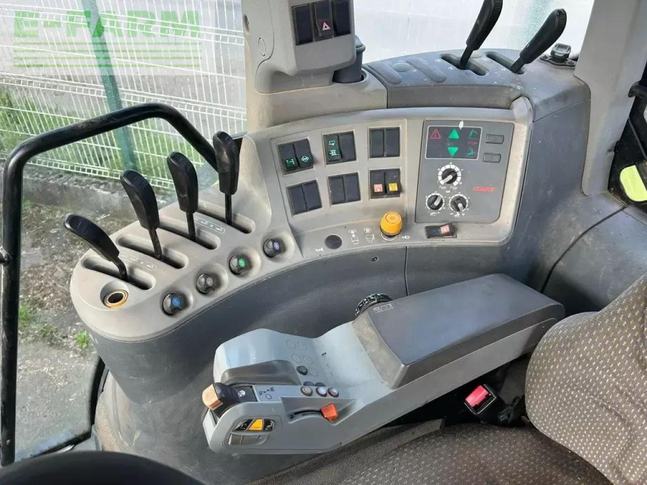 CLAAS arion 630 - Tracteur agricole: photos 2 CLAAS arion 630 - Tracteur agricole: photos 2