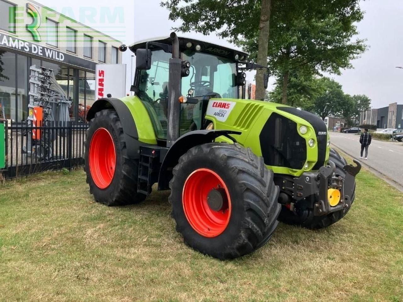 CLAAS arion 650 cis CIS - Tracteur agricole: photos 2 CLAAS arion 650 cis CIS - Tracteur agricole: photos 2