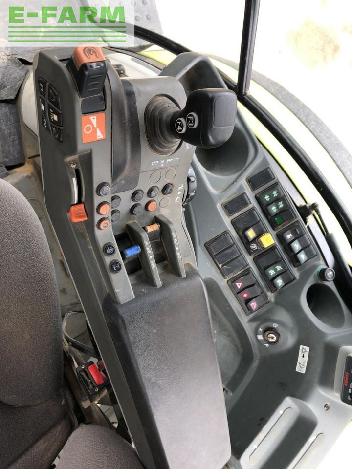 CLAAS arion 650 cmatic (a77/300) - Tracteur agricole: photos 4 CLAAS arion 650 cmatic (a77/300) - Tracteur agricole: photos 4