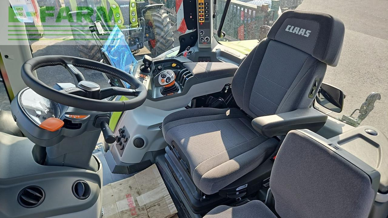 CLAAS arion 660 cmatic cebis CMATIC CEBIS - Tracteur agricole: photos 5 CLAAS arion 660 cmatic cebis CMATIC CEBIS - Tracteur agricole: photos 5