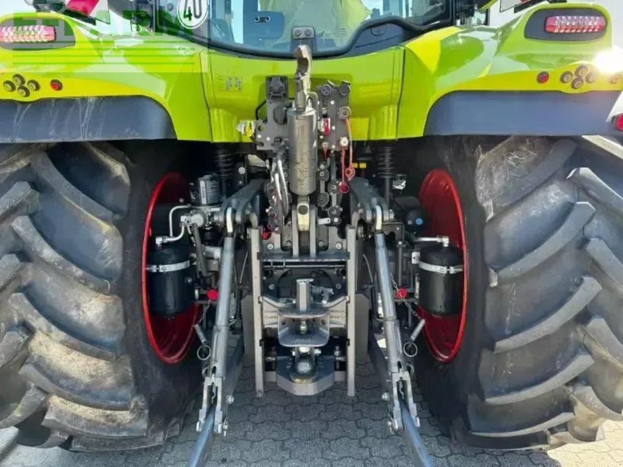 CLAAS arion 660 cmatic cebis CMATIC CEBIS - Tracteur agricole: photos 5 CLAAS arion 660 cmatic cebis CMATIC CEBIS - Tracteur agricole: photos 5