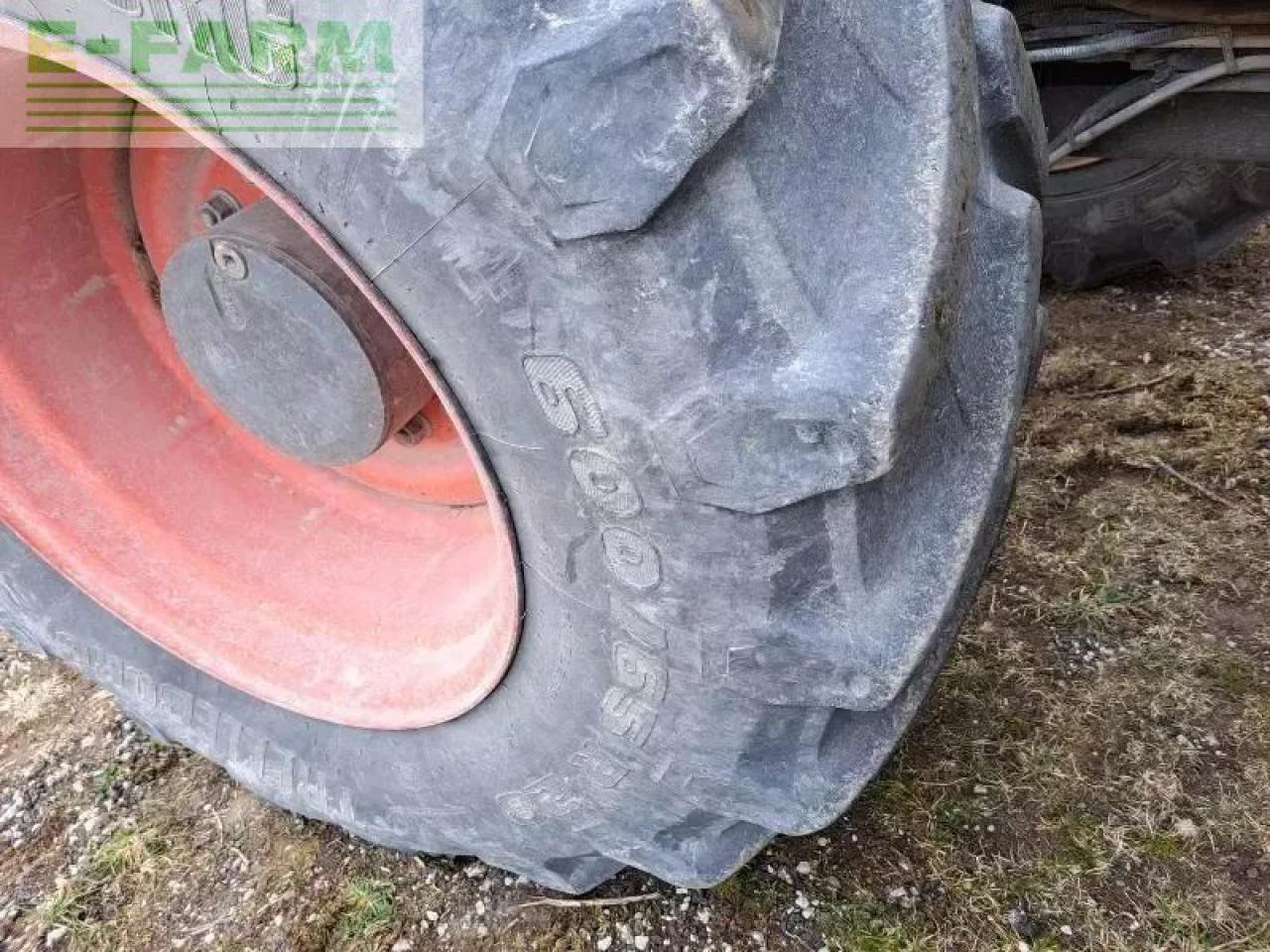 Tracteur agricole CLAAS axion 820: photos 9 Tracteur agricole CLAAS axion 820: photos 9