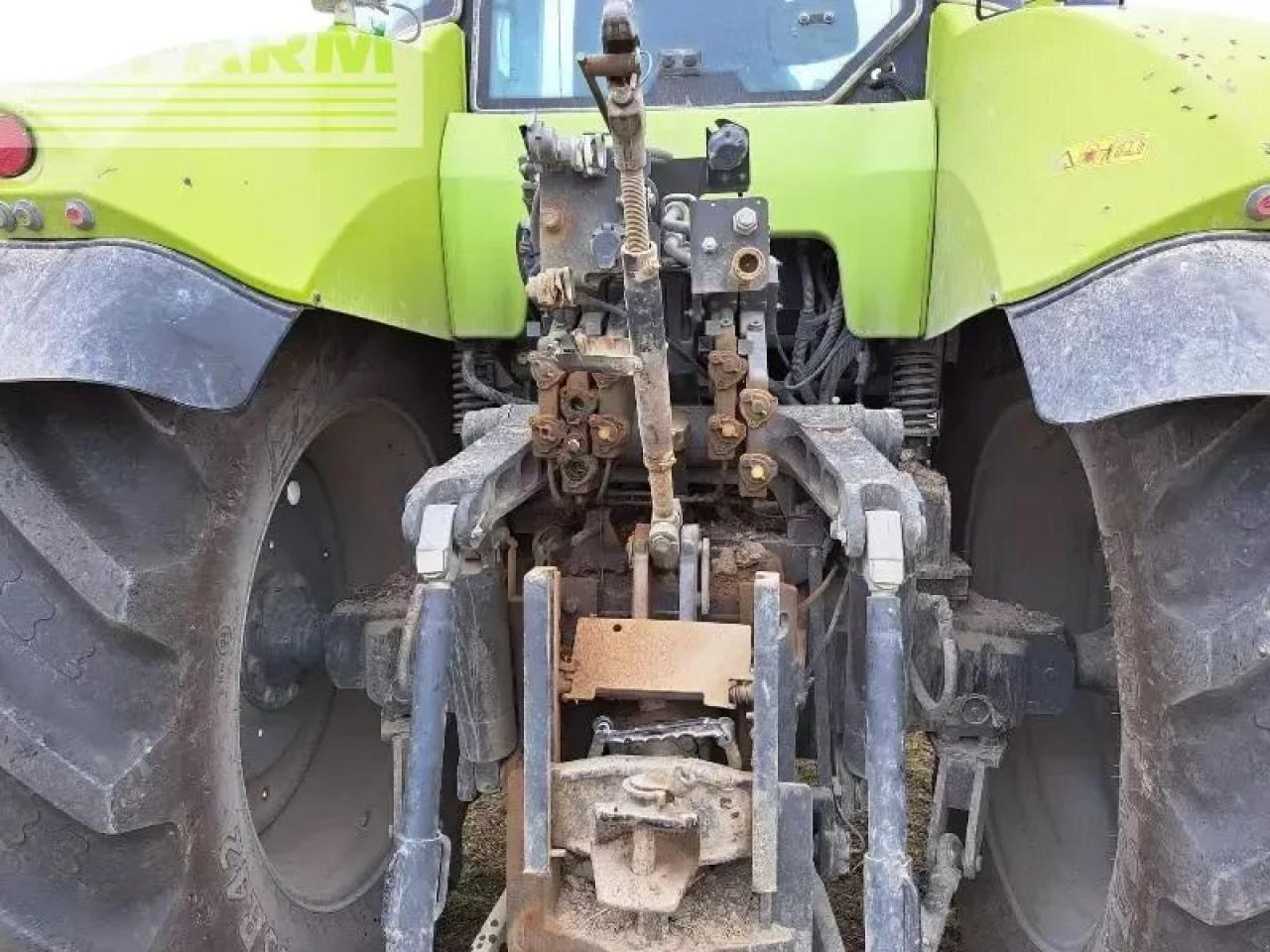 Tracteur agricole CLAAS axion 820: photos 6 Tracteur agricole CLAAS axion 820: photos 6