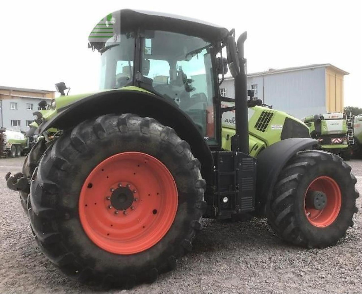 CLAAS axion 830 - Tracteur agricole: photos 3 CLAAS axion 830 - Tracteur agricole: photos 3