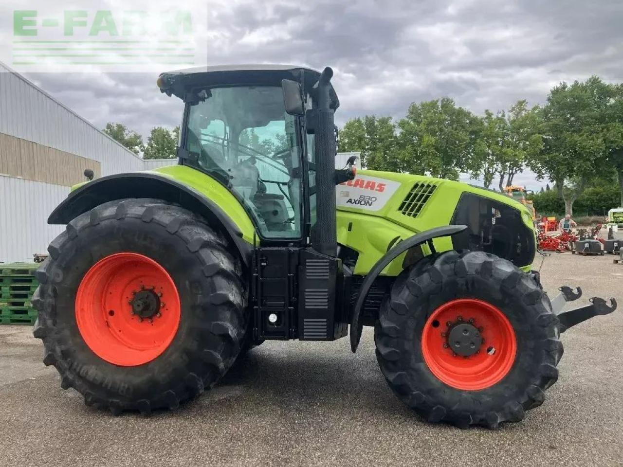 CLAAS axion 830 cis - Tracteur agricole: photos 4 CLAAS axion 830 cis - Tracteur agricole: photos 4