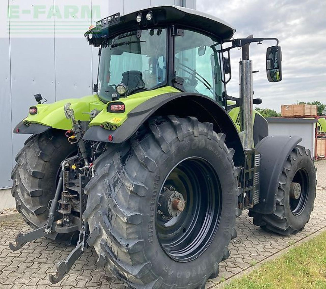 CLAAS axion 830 cmatic CMATIC - Tracteur agricole: photos 2 CLAAS axion 830 cmatic CMATIC - Tracteur agricole: photos 2
