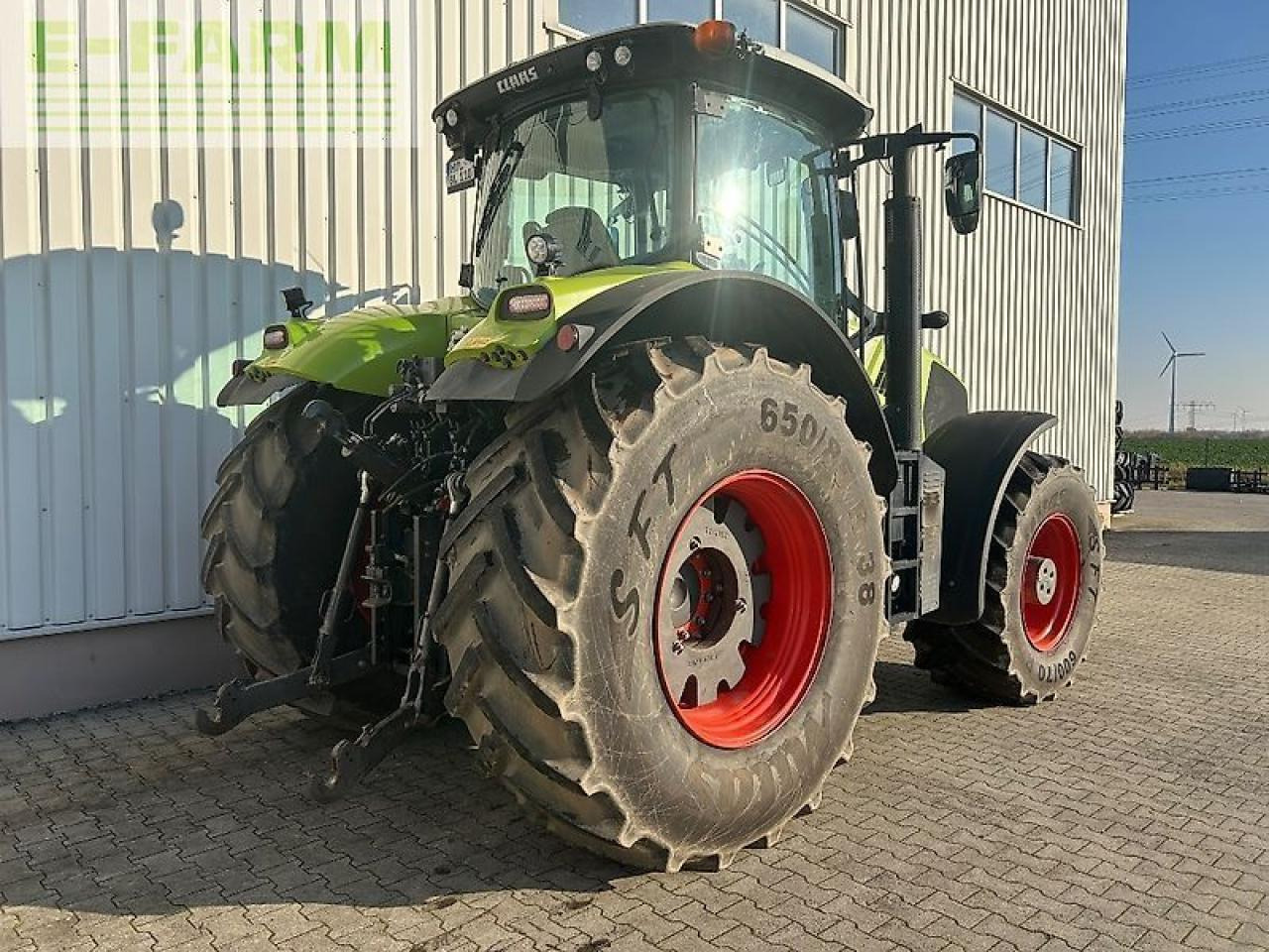 CLAAS axion 870 - Tracteur agricole: photos 3 CLAAS axion 870 - Tracteur agricole: photos 3