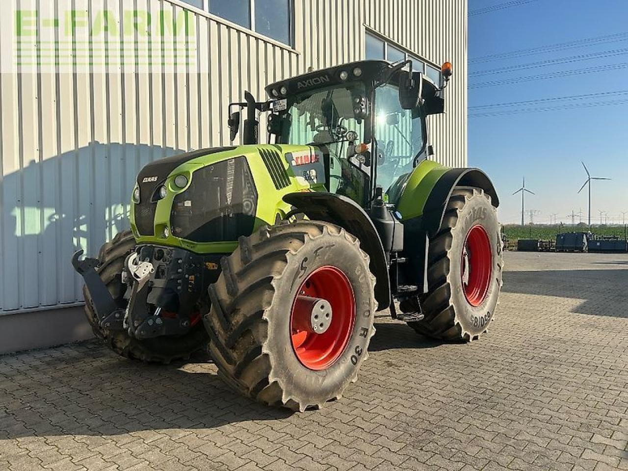 CLAAS axion 870 - Tracteur agricole: photos 1 CLAAS axion 870 - Tracteur agricole: photos 1
