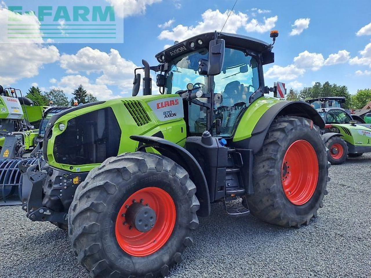 CLAAS axion 870 c-matic - Tracteur agricole: photos 1 CLAAS axion 870 c-matic - Tracteur agricole: photos 1