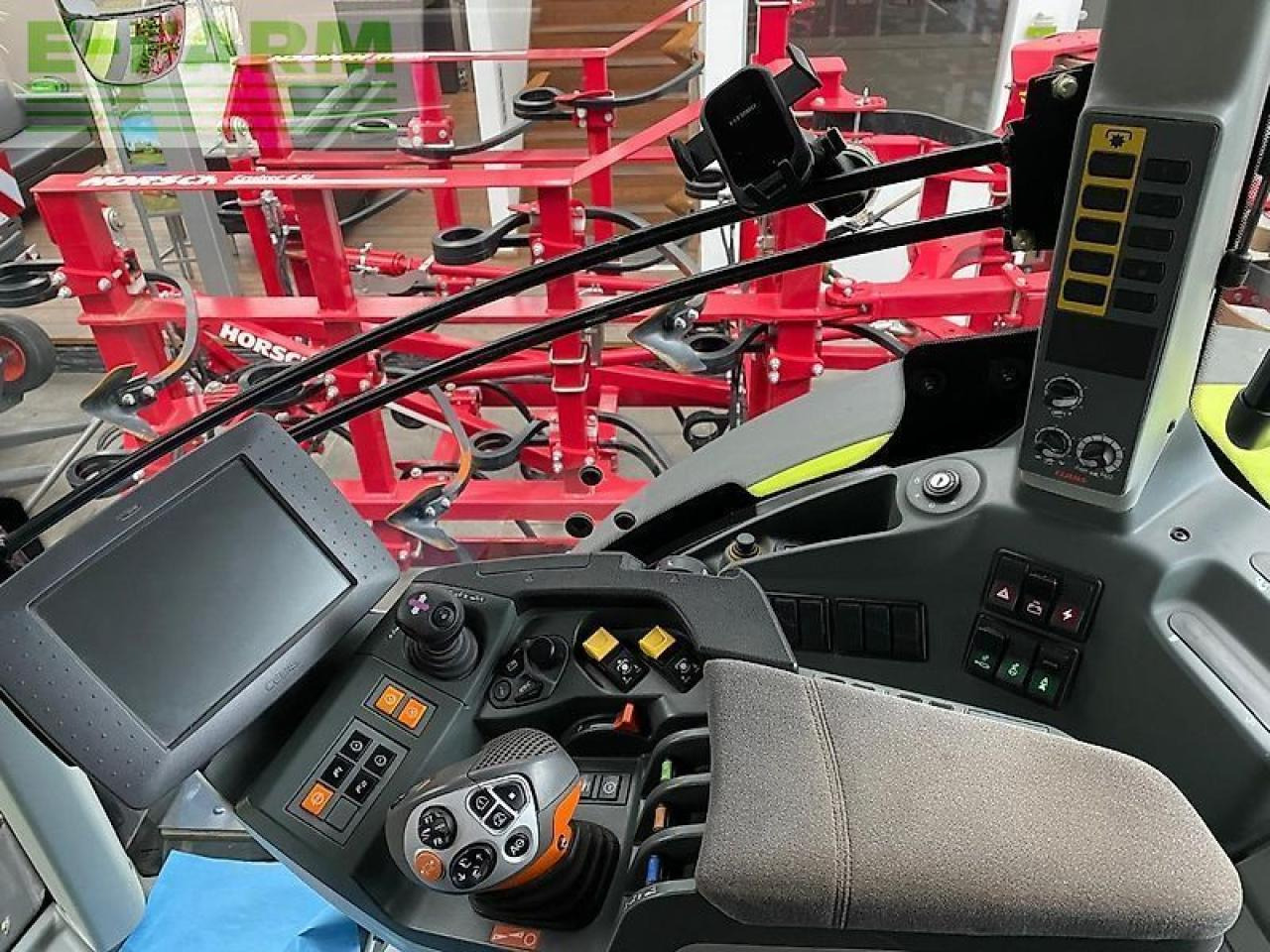 Tracteur agricole CLAAS axion 870 c-matic CMATIC: photos 6