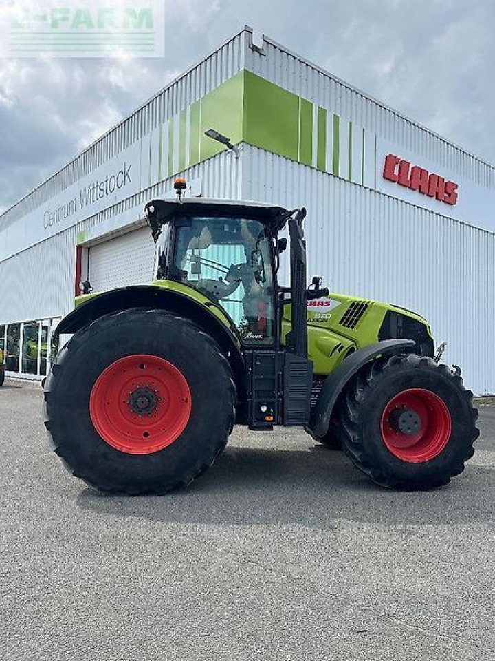 CLAAS axion 870 - Tracteur agricole: photos 2 CLAAS axion 870 - Tracteur agricole: photos 2