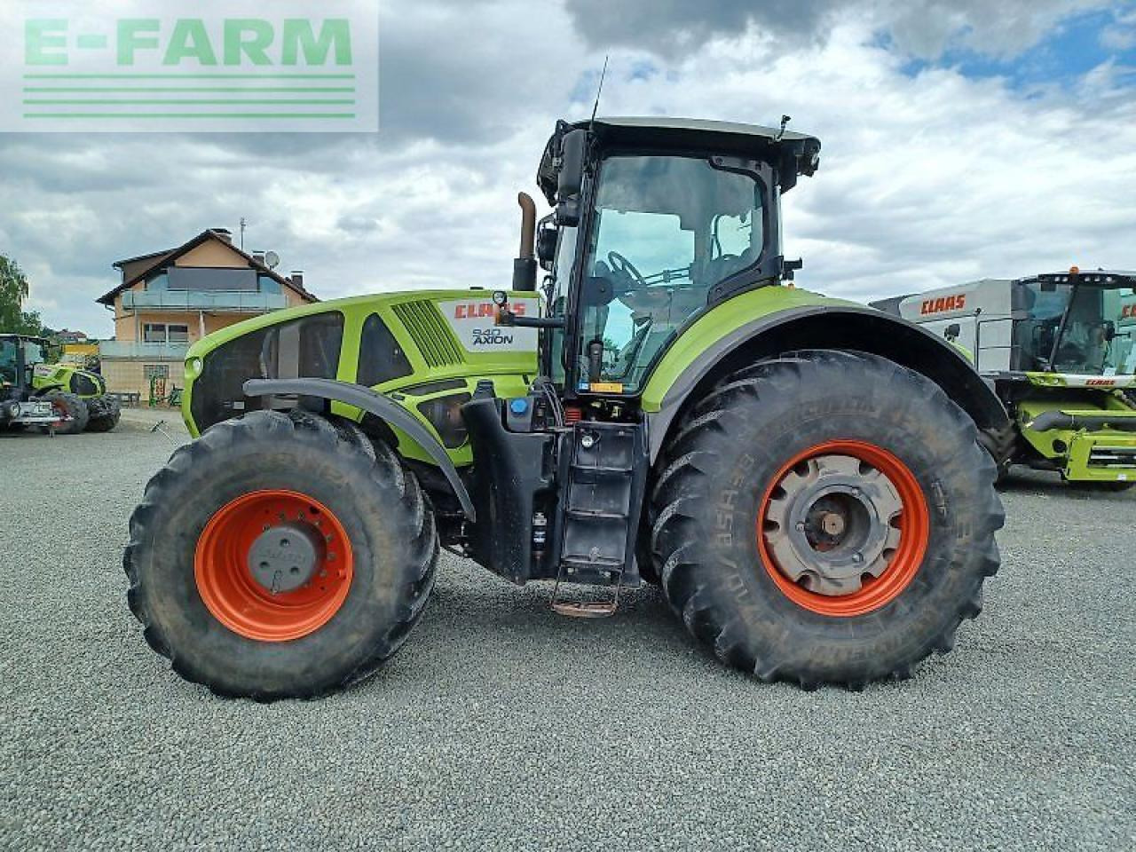 CLAAS axion 940 c-matic - Tracteur agricole: photos 2 CLAAS axion 940 c-matic - Tracteur agricole: photos 2