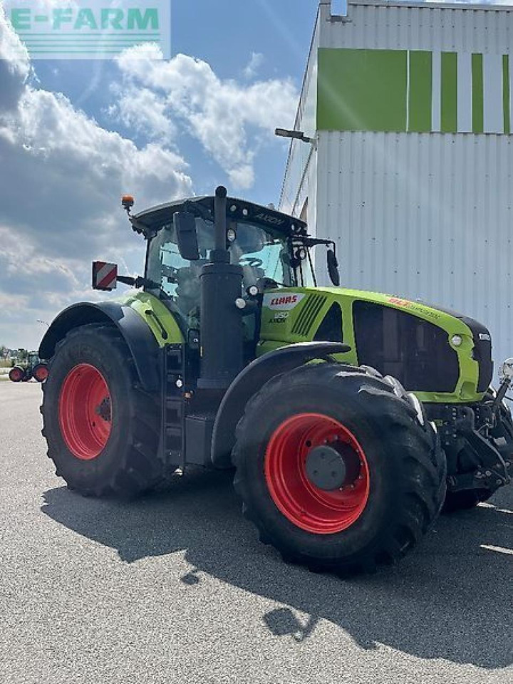 CLAAS axion 950 - Tracteur agricole: photos 2 CLAAS axion 950 - Tracteur agricole: photos 2