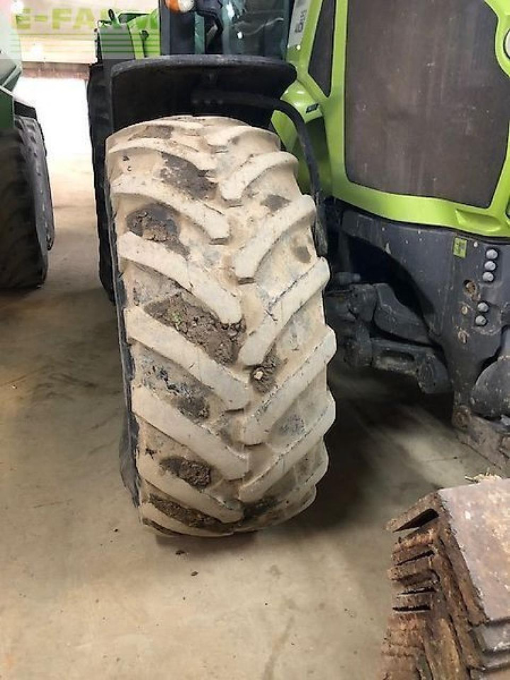 CLAAS axion 950 - Tracteur agricole: photos 3 CLAAS axion 950 - Tracteur agricole: photos 3