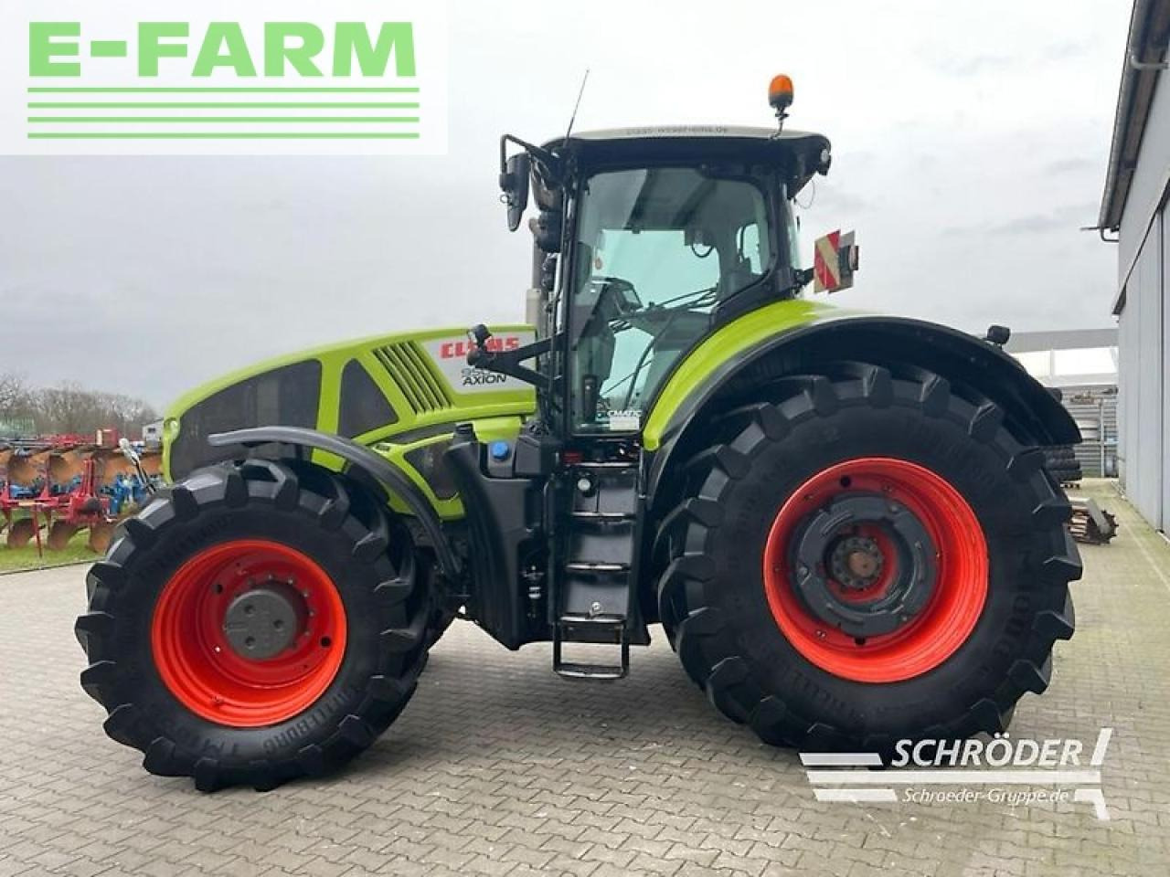 CLAAS axion 950 cmatic rtk - Tracteur agricole: photos 4 CLAAS axion 950 cmatic rtk - Tracteur agricole: photos 4