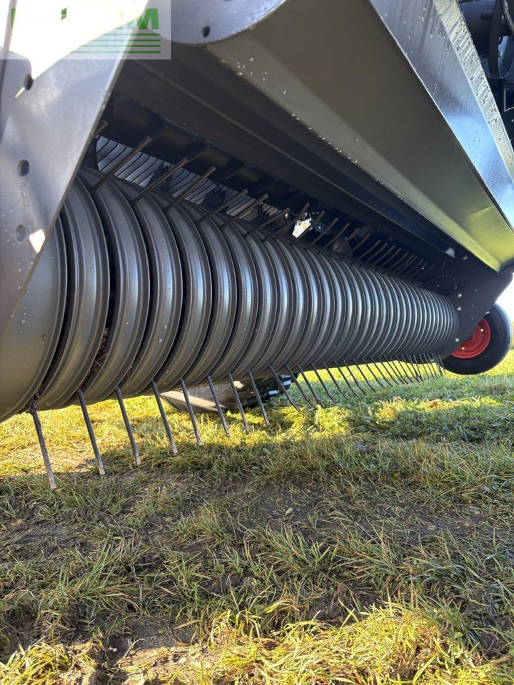 Presse à balles cubiques CLAAS claas variant 585 rc: photos 15 Presse à balles cubiques CLAAS claas variant 585 rc: photos 15