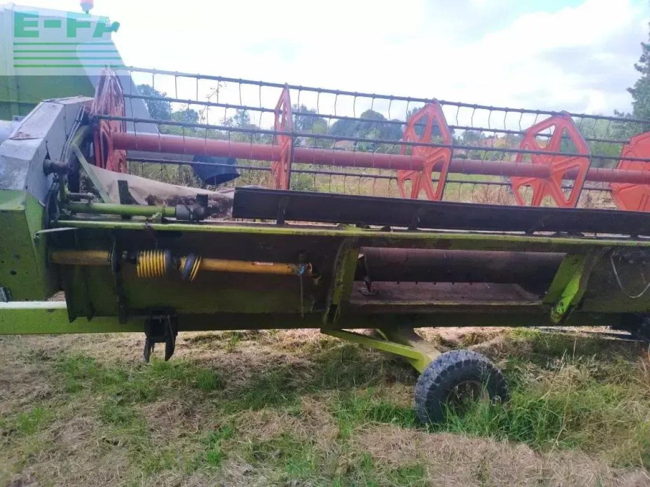 CLAAS dominator 108 s - Moissonneuse-batteuse: photos 5 CLAAS dominator 108 s - Moissonneuse-batteuse: photos 5