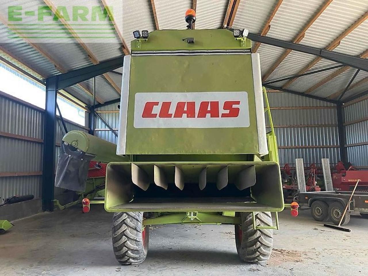 CLAAS dominator 96 - Moissonneuse-batteuse: photos 4 CLAAS dominator 96 - Moissonneuse-batteuse: photos 4