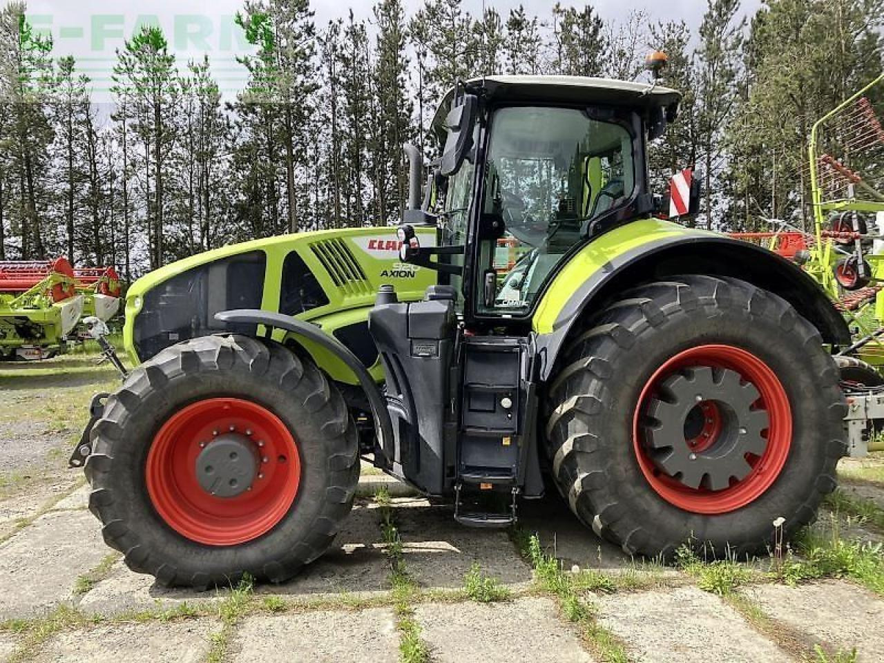 CLAAS gebr. axion 920 cmatic - Tracteur agricole: photos 3 CLAAS gebr. axion 920 cmatic - Tracteur agricole: photos 3